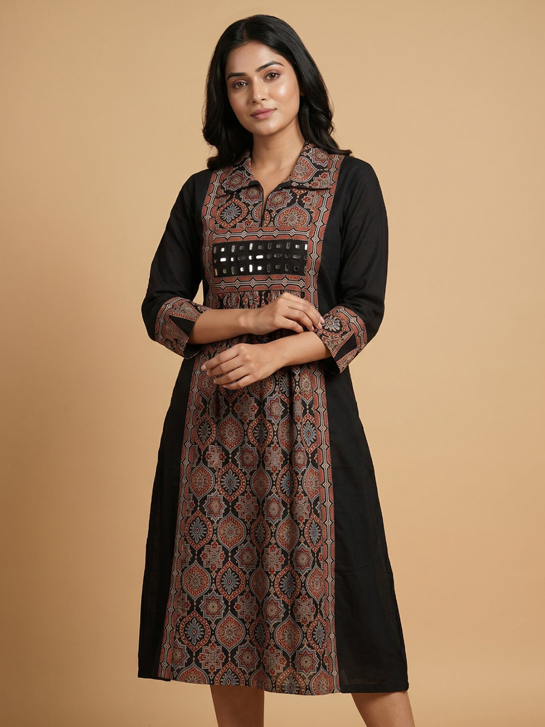 Black Embroidered Cotton Blend Straight Kurta