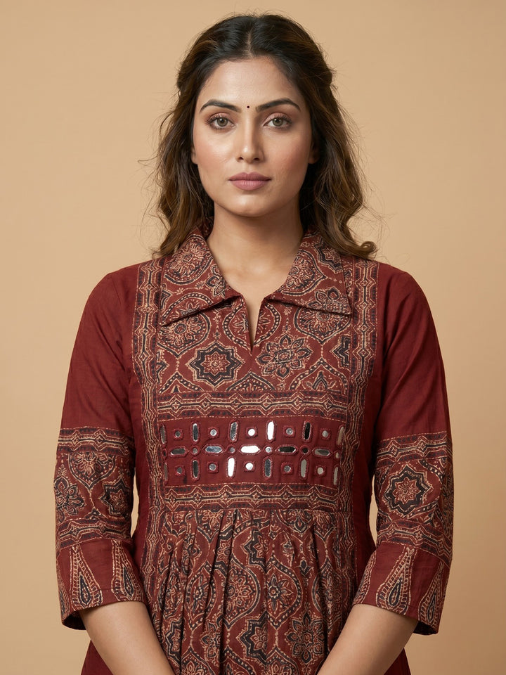 Red Embroidered Cotton Blend Straight Kurta