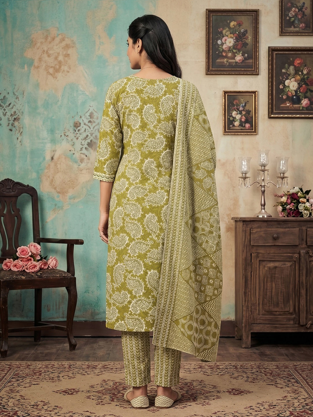 Green Embroidered Cotton Blend Straight Suit Set With Dupatta