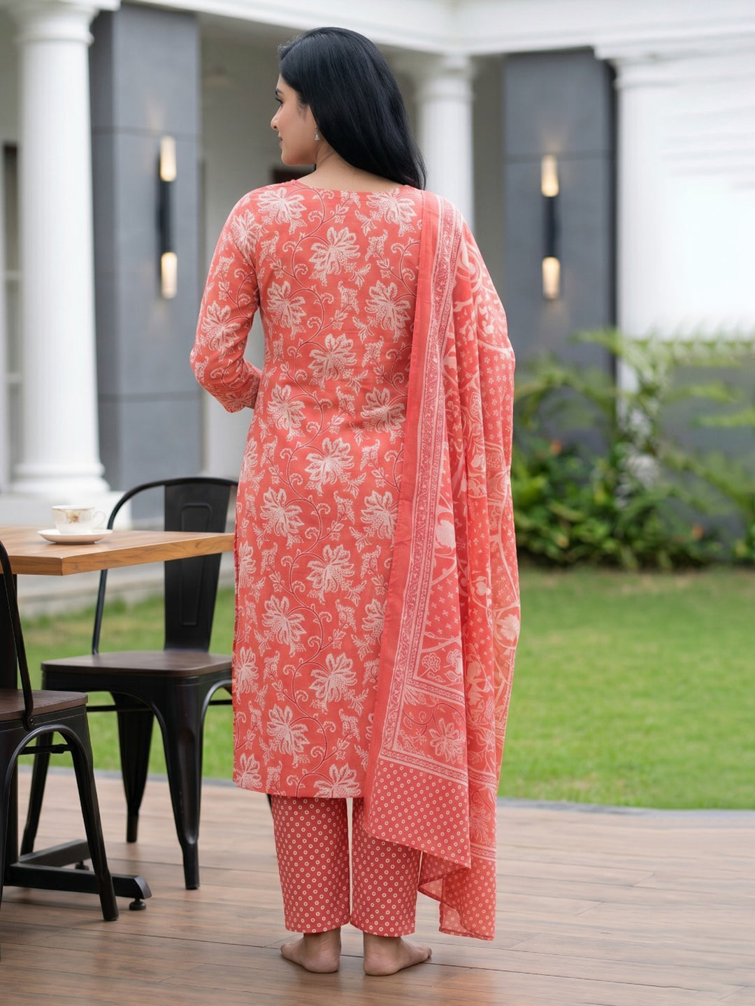 Red Printed Cotton Blend Straight Round Neck Suit Set