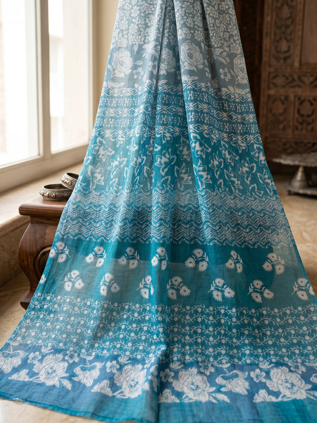 Sky Blue Embroidered Cotton Blend Round Neck Suit Set