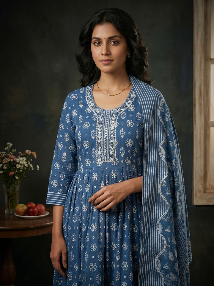 Blue Embroidered Cotton Blend Round Neck Suit Set
