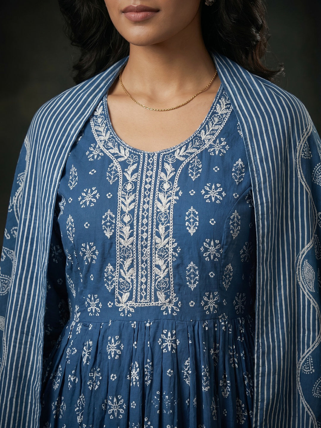 Blue Embroidered Cotton Blend Round Neck Suit Set