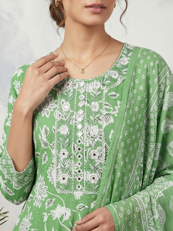 Green Embroidery Cotton Blend Kurta With Pant &amp; Dupatta