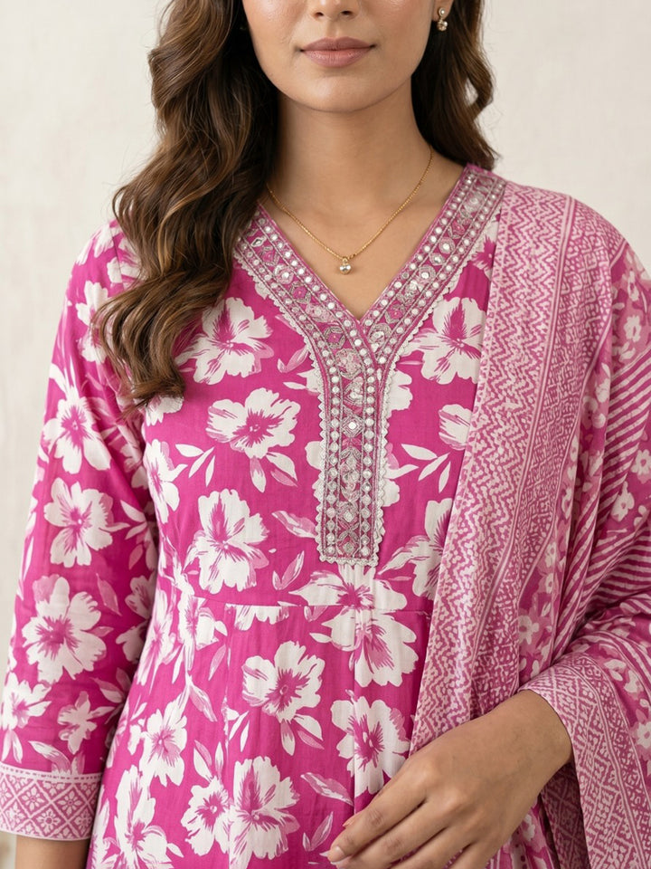 Pink Embroidery Cotton Blend Kurta With Pant &amp; Dupatta
