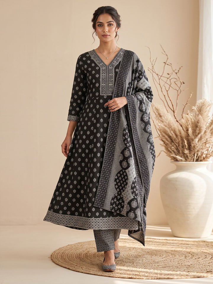Black Printed Cotton Blend Kurta With Pant &amp; Dupatta