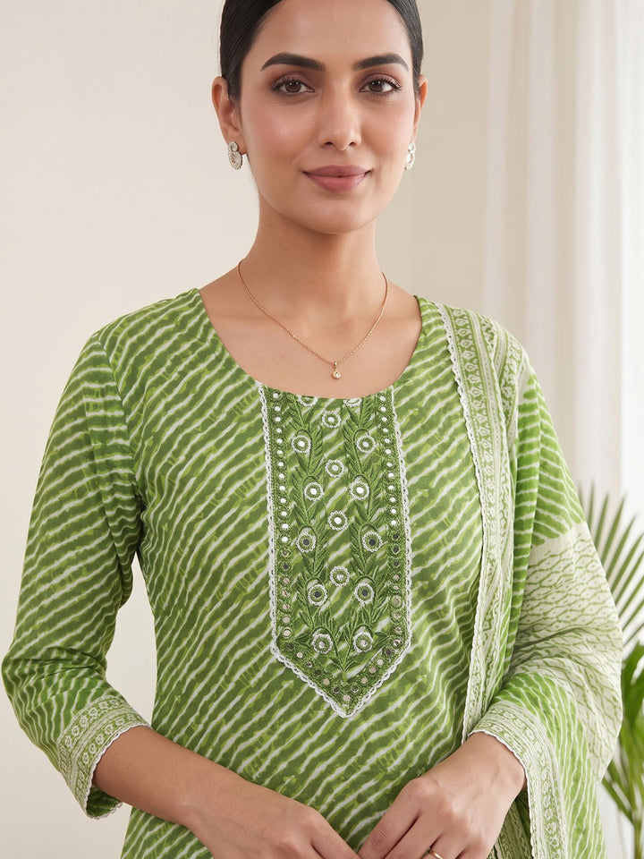 Green Printed Cotton Blend Kurta With Pant &amp; Dupatta