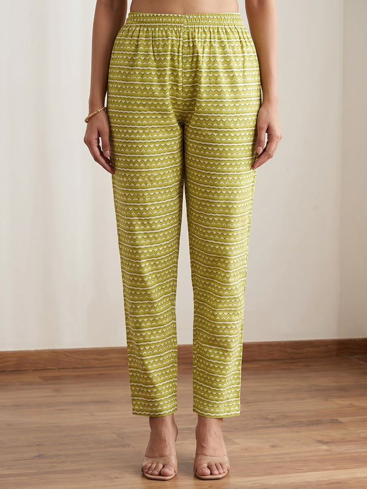 Green Printed Cotton Blend Kurta With Pant &amp; Dupatta