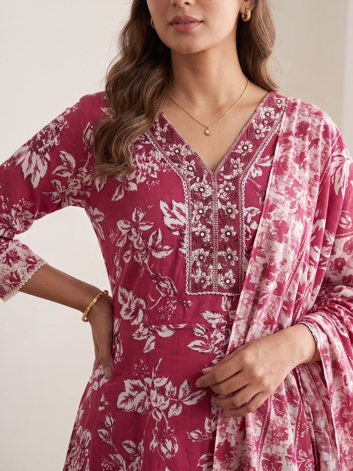 Red Printed Cotton Blend Kurta With Pant &amp; Dupatta