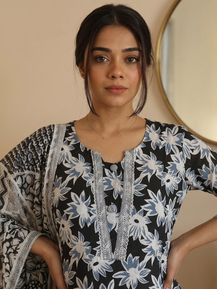 Grey Printed Cotton Blend Kurta With Pant &amp; Dupatta
