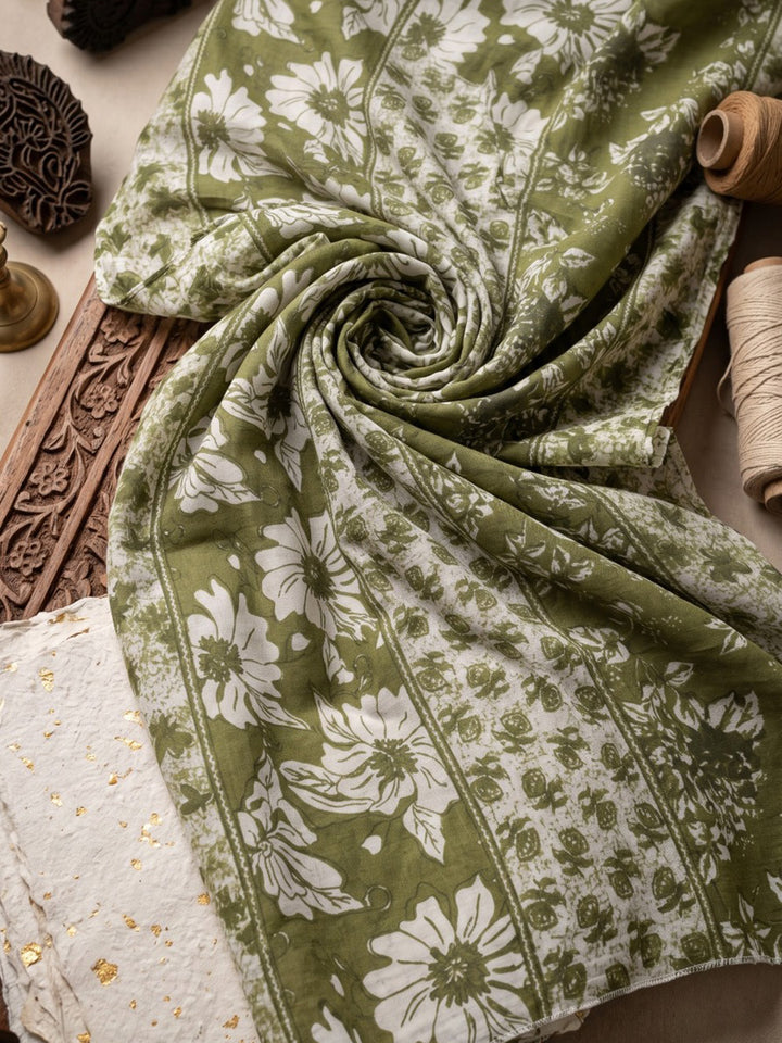 Green Printed Cotton Blend Kurta With Pant &amp; Dupatta