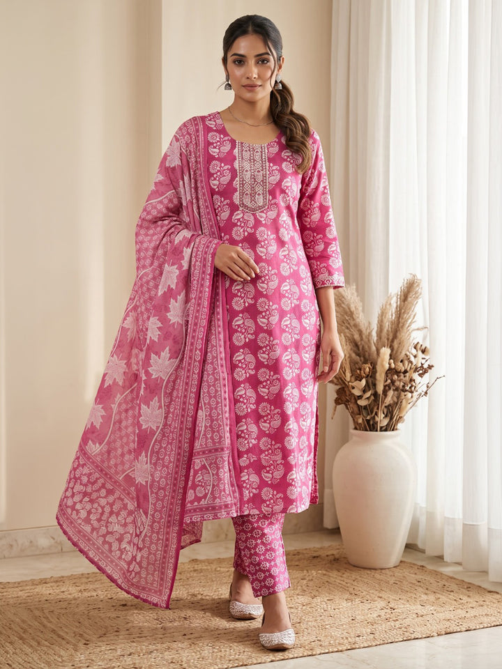 Pink Printed Cotton Blend Kurta With Pant &amp; Dupatta