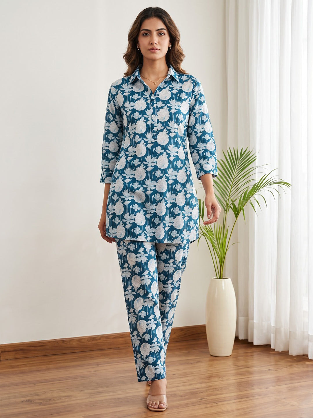 Green Embroidered Cotton Blend Kurta Set
