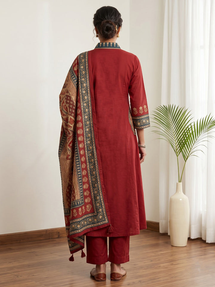 Maroon Printed Cotton Blend Kurta With Pant &amp; Dupatta