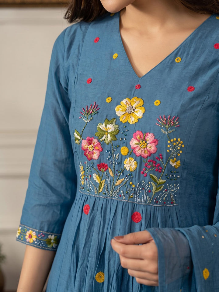 Blue Embroidered Chanderi Kurta With Pant &amp; Dupatta