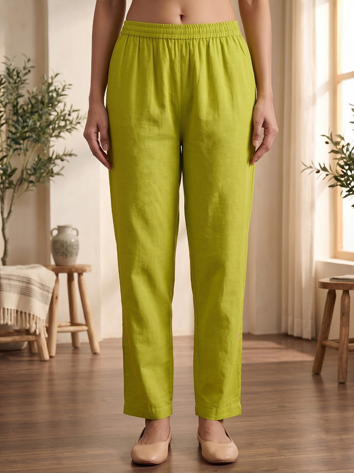 Green Embroidered Chanderi Kurta With Pant &amp; Dupatta
