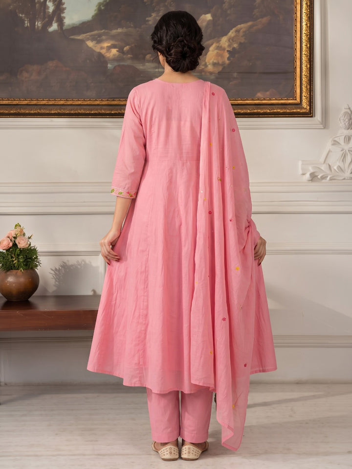 Pink Embroidered Chanderi Kurta With Pant &amp; Dupatta