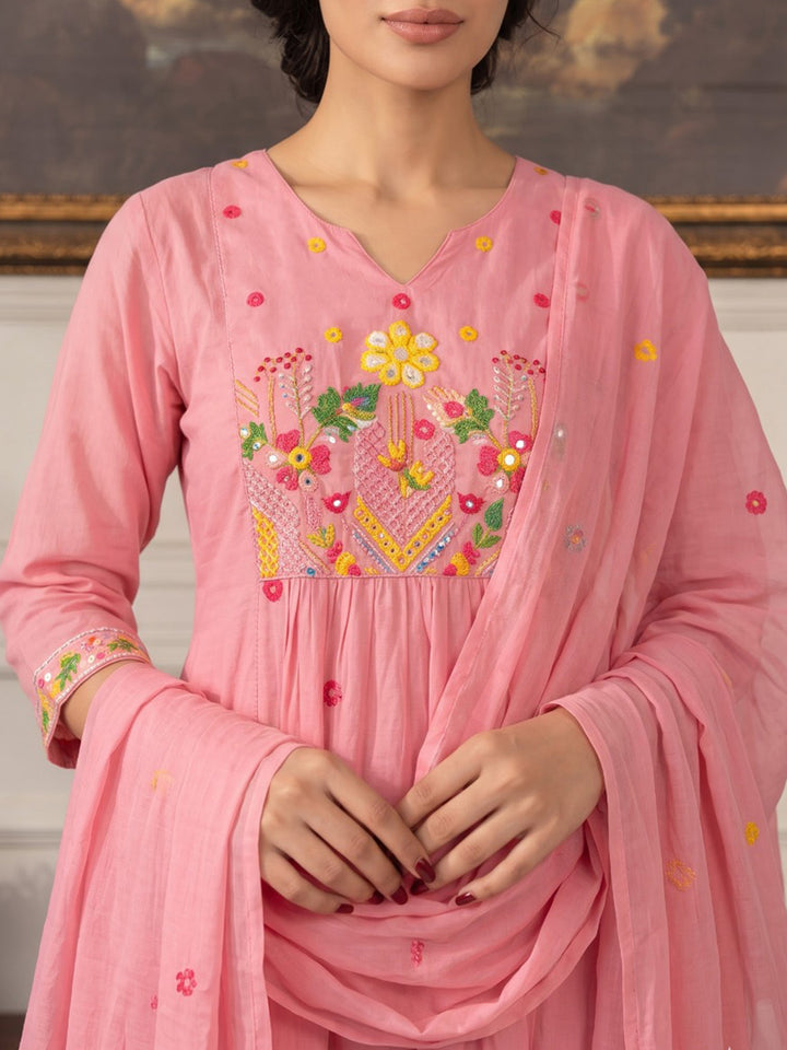 Pink Embroidered Chanderi Kurta With Pant &amp; Dupatta