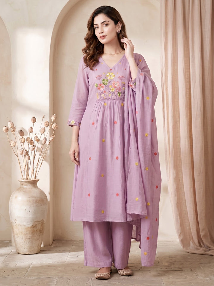 Purple Embroidered Chanderi Kurta With Pant &amp; Dupatta