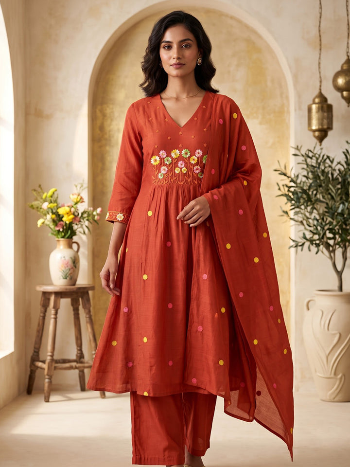 Red Embroidered Chanderi Kurta With Pant &amp; Dupatta