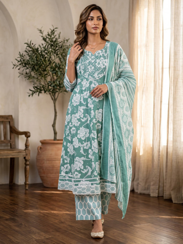 Green Printed Cotton Blend Kurta With Pant &amp; Dupatta