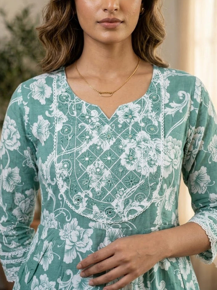 Green Printed Cotton Blend Kurta With Pant &amp; Dupatta