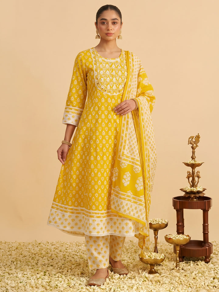 Yellow Printed Cotton Blend Kurta With Pant &amp; Dupatta