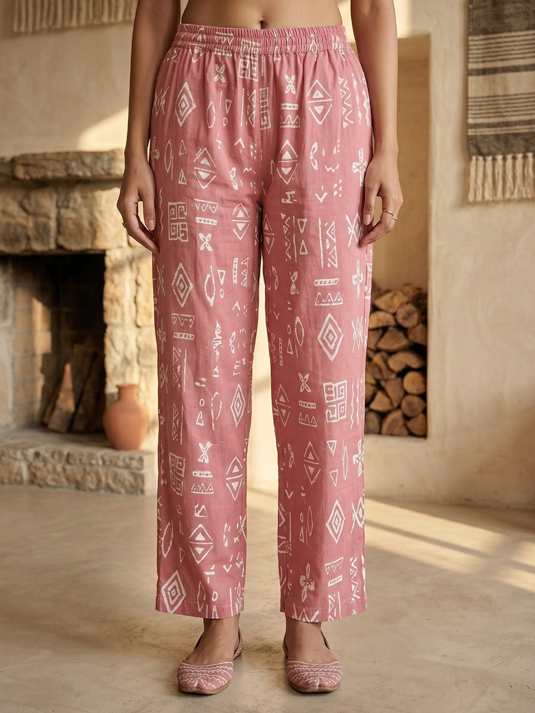 Pink Embroidered Cotton Blend Straight Fit Round Neck Kurta With Pant
