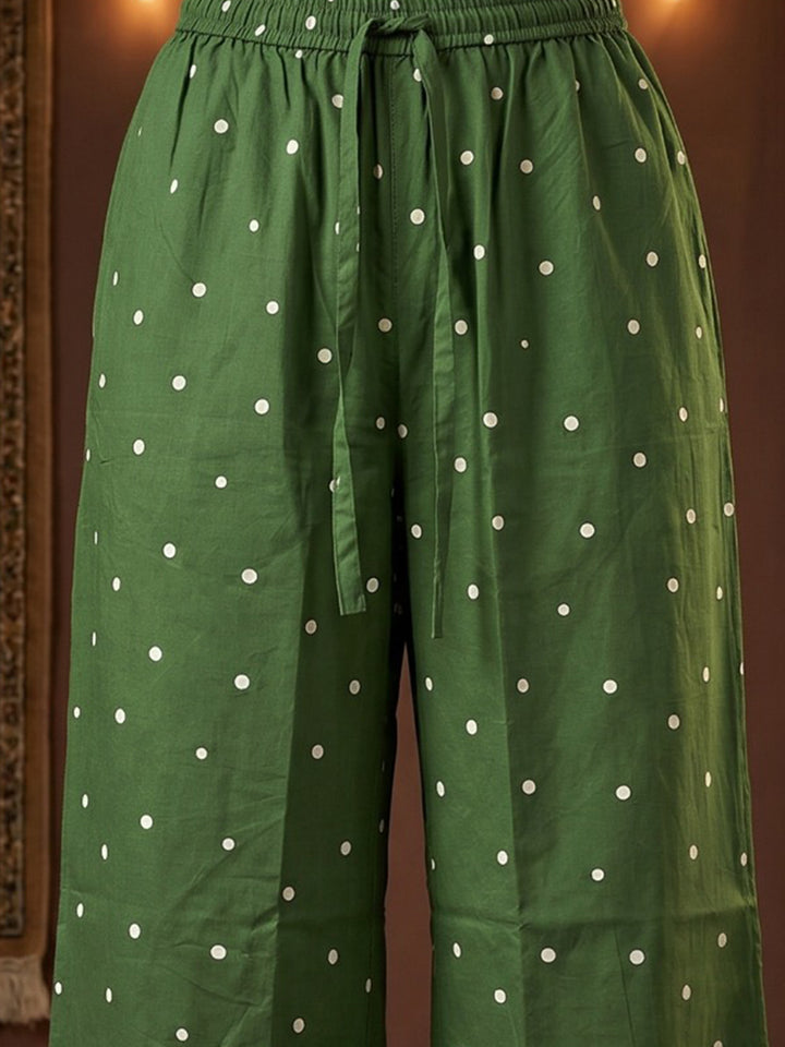 Green Embroidered Cotton Blend Round Neck Suit Set