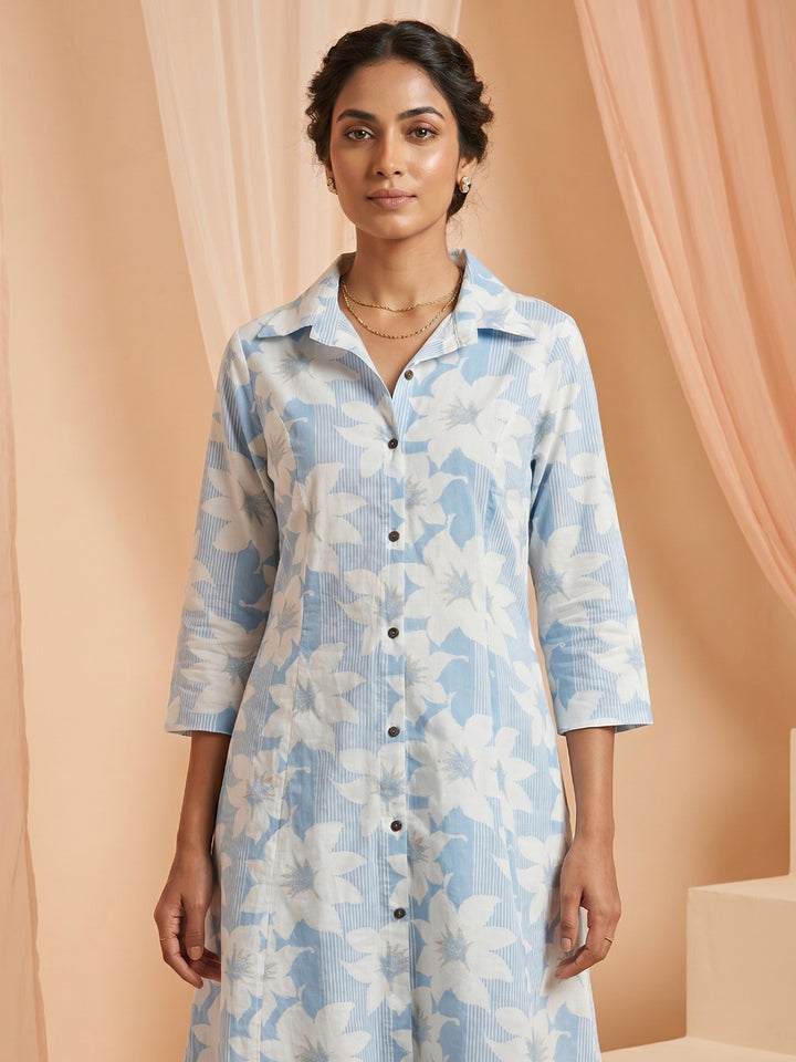 Blue Printed Cotton Blend Round Neck Straight Kurta With Pant