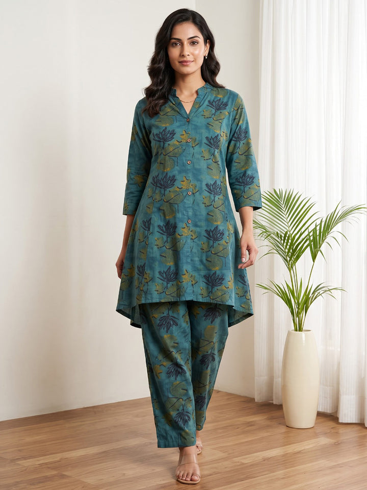 Blue Embroidered Cotton Blend Kurta Set