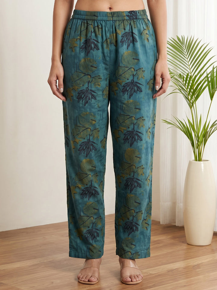Blue Embroidered Cotton Blend Kurta Set