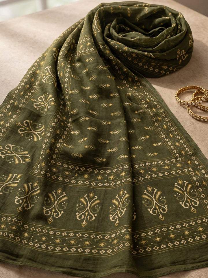 Green Printed Cotton Blend Kurta With Pant &amp; Dupatta