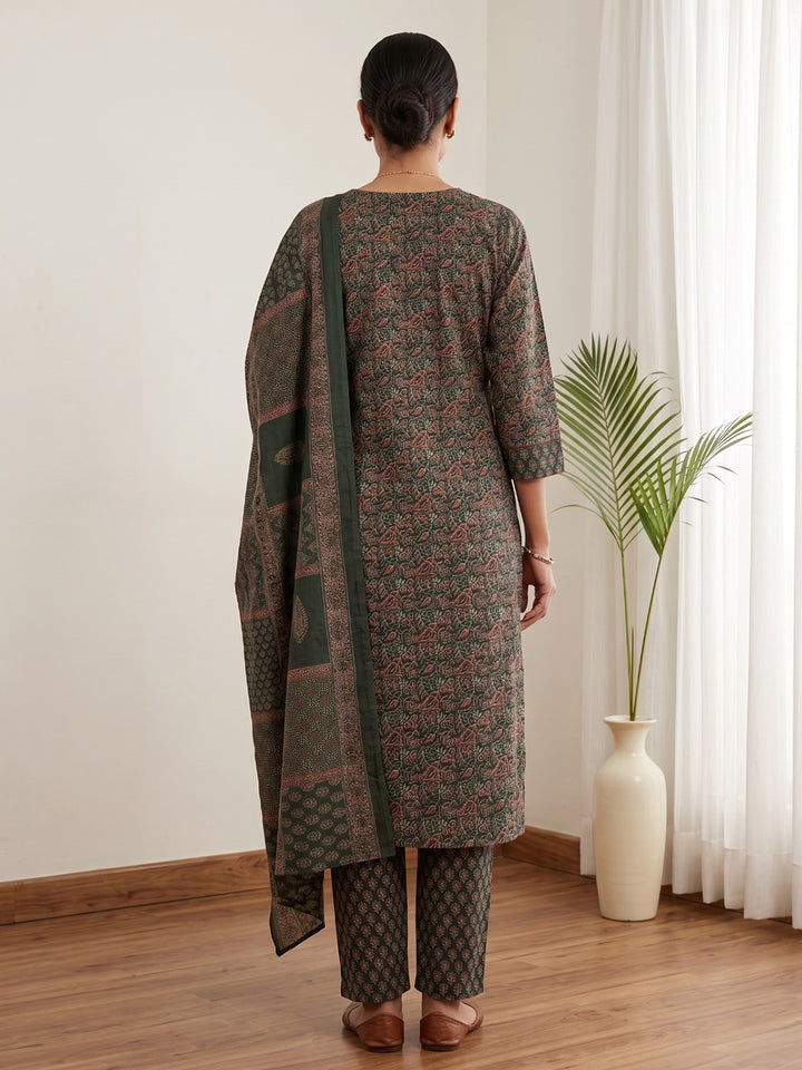 Green Embroidery Cotton Blend Kurta With Pant &amp; Dupatta