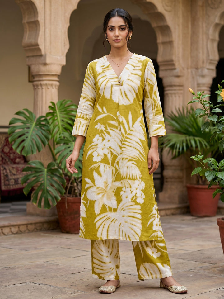 Yellow Embroidered Cotton Blend Round Neck Straight Kurta With Pant