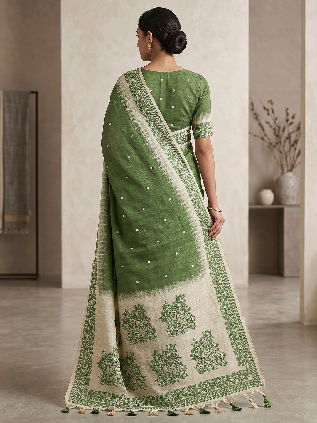 Green Cotton Blend Woven Saree