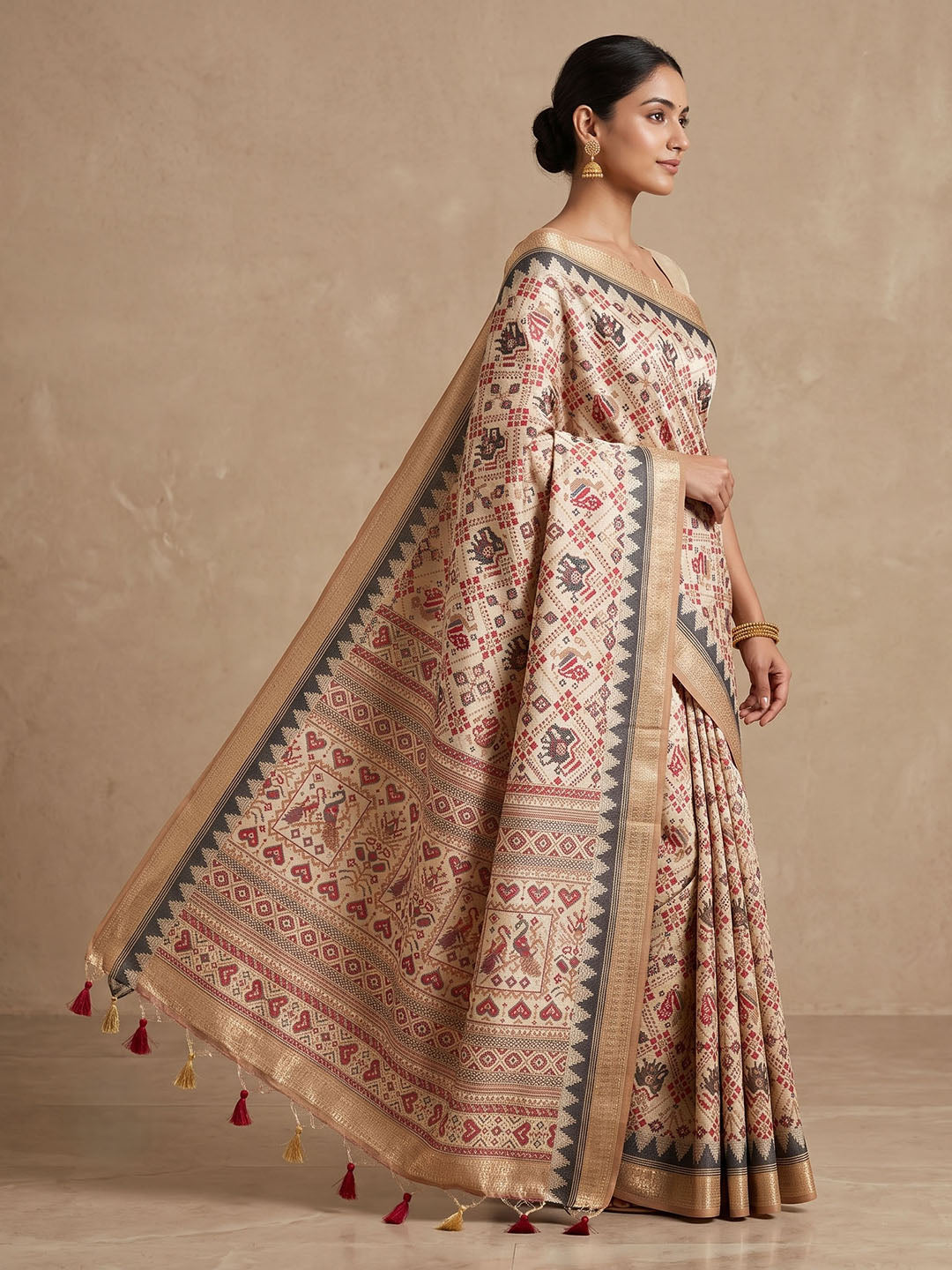 Off White Linen Blend Printed Saree