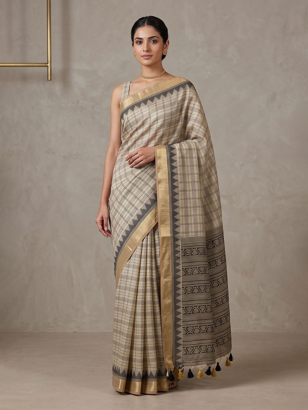Off White Linen Blend Printed Saree