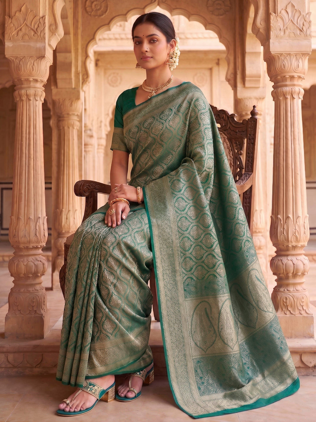 Green Woven Design Art Silk Kanjivaram Saree