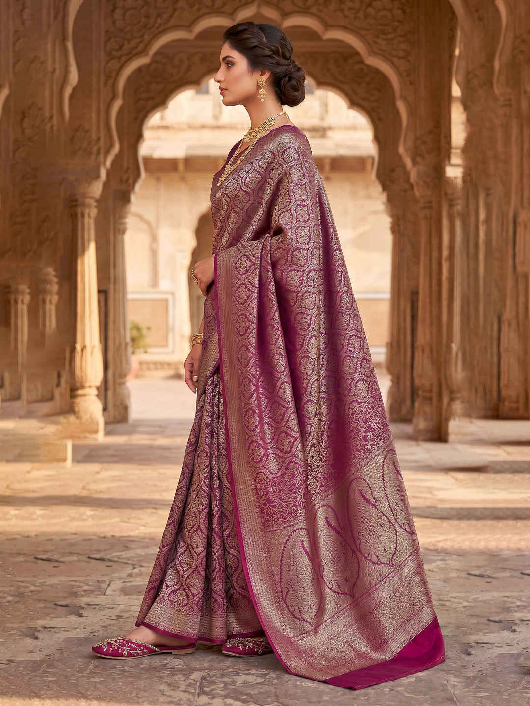 Rani Woven Design Art Silk Kanjivaram Saree