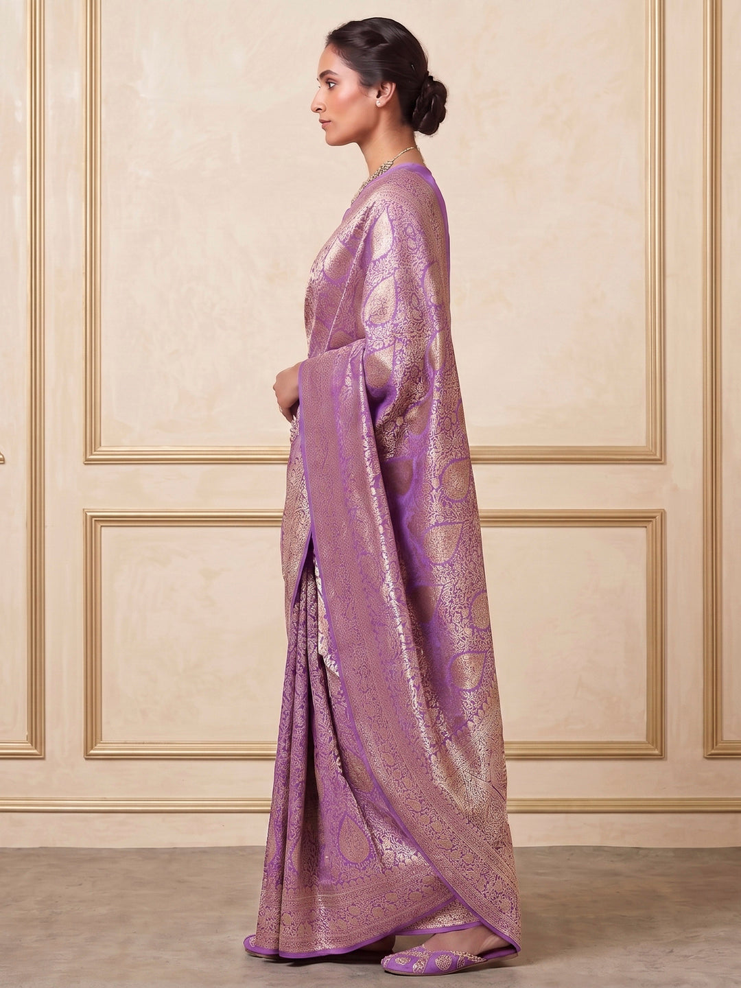Lavender Woven Design Art Silk Kanjivaram Saree