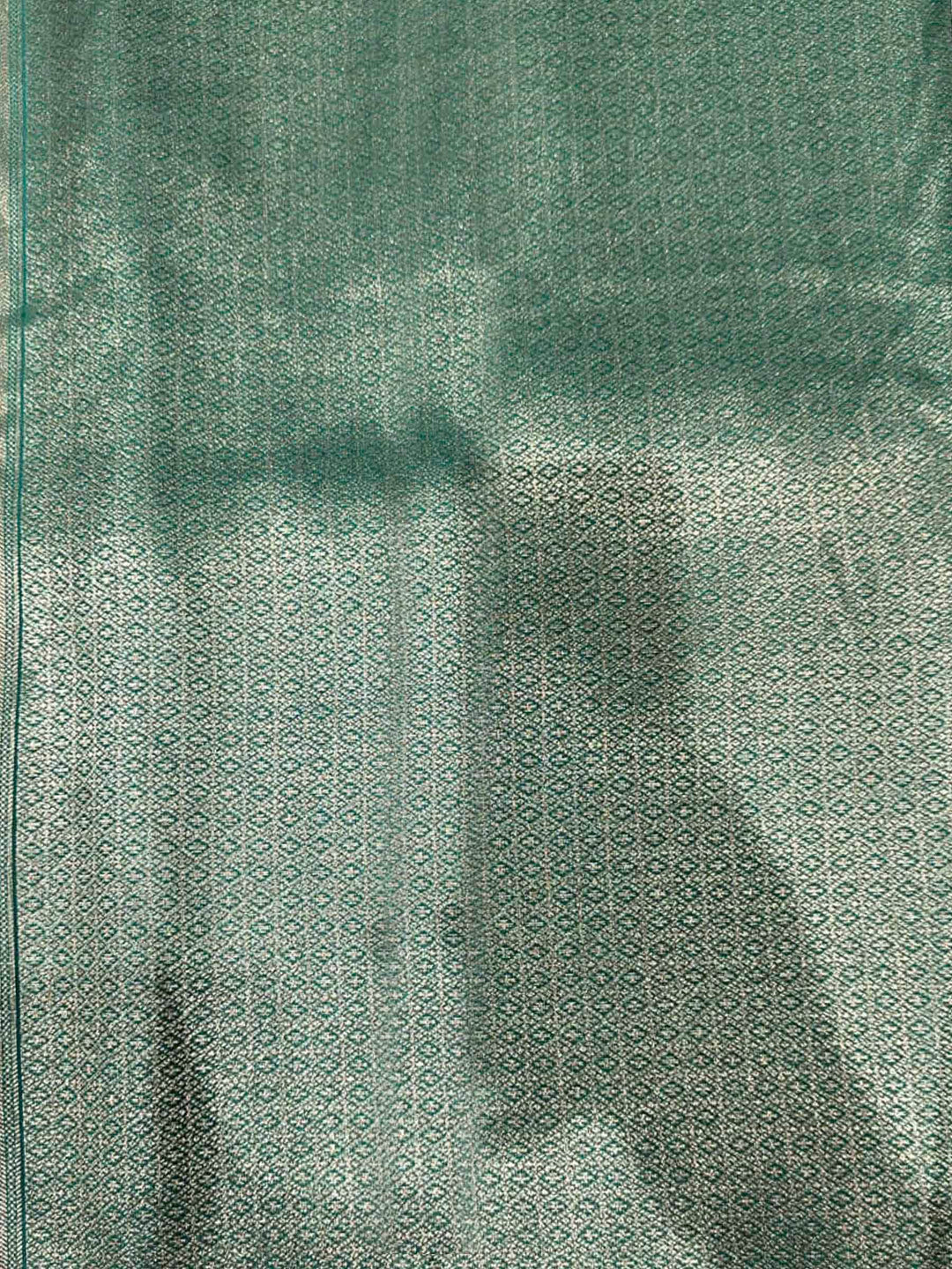 Green Woven Design Art Silk Kanjivaram Saree