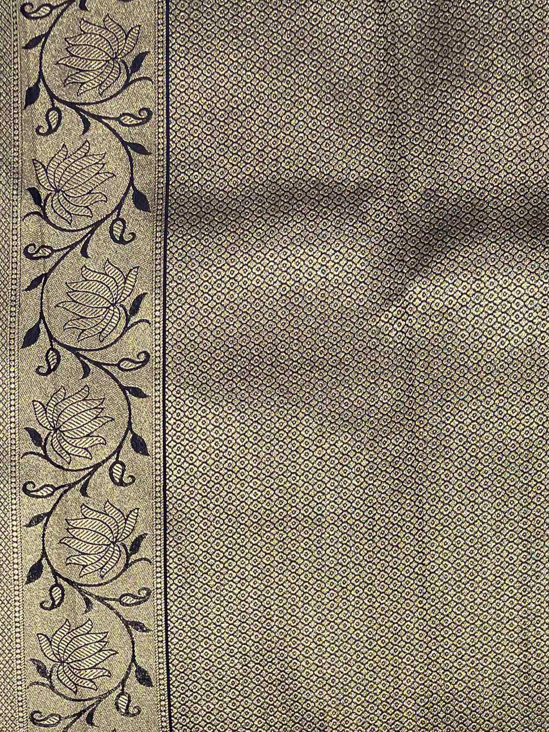 Navy Blue Woven Design Art Silk Kanjivaram Saree
