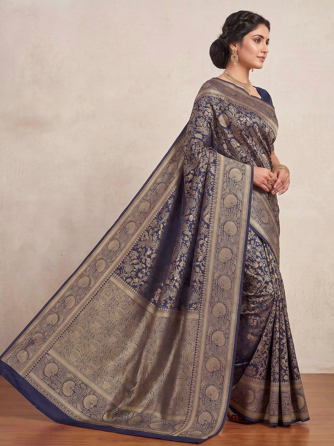 Navy Blue Woven Design Art Silk Kanjivaram Saree