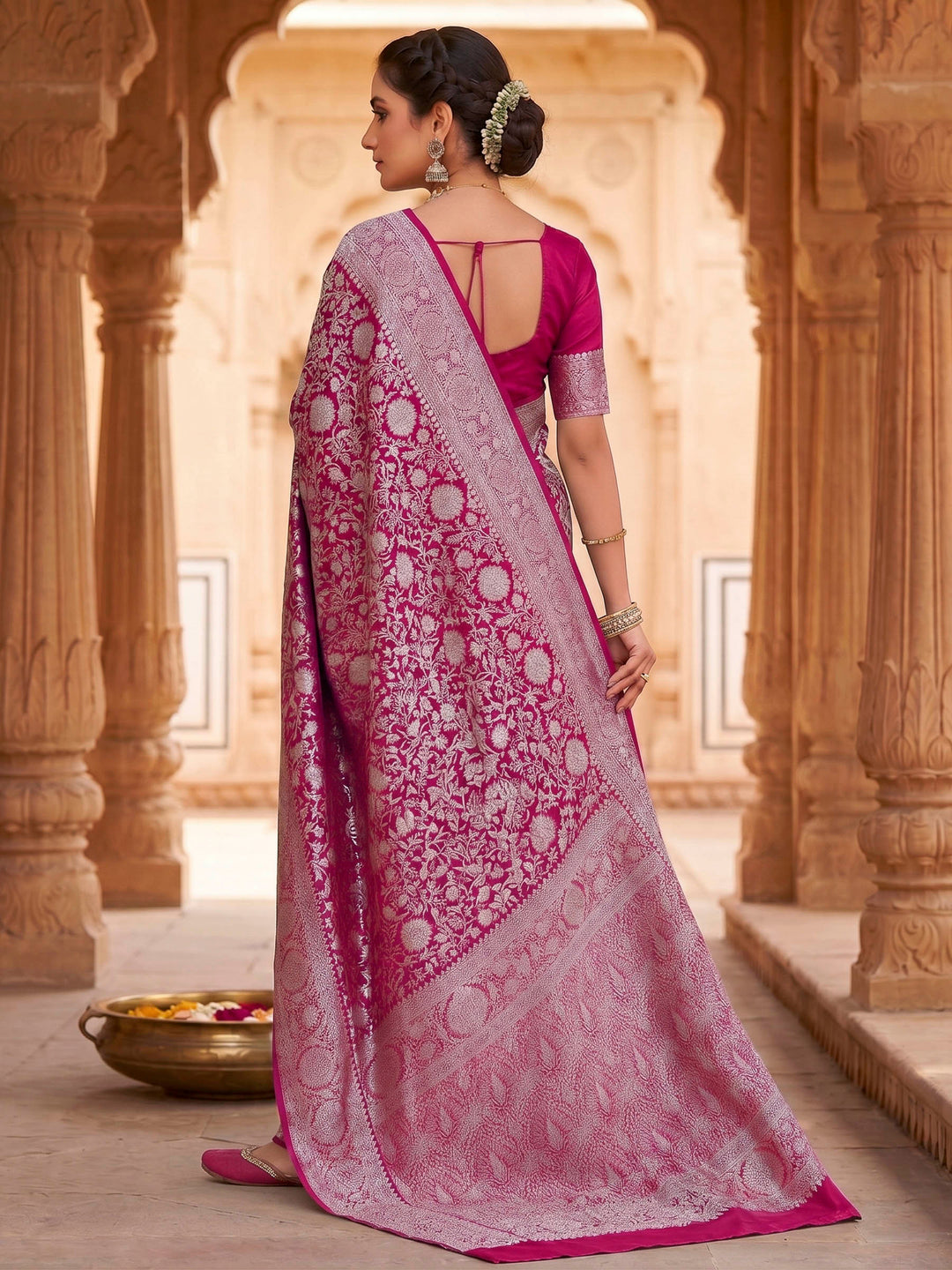 Rani Woven Design Art Silk Kanjivaram Saree