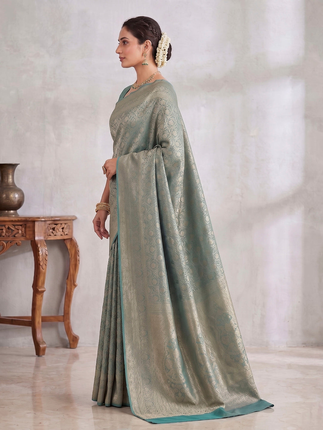 Blue Woven Design Art Silk Kanjivaram Saree
