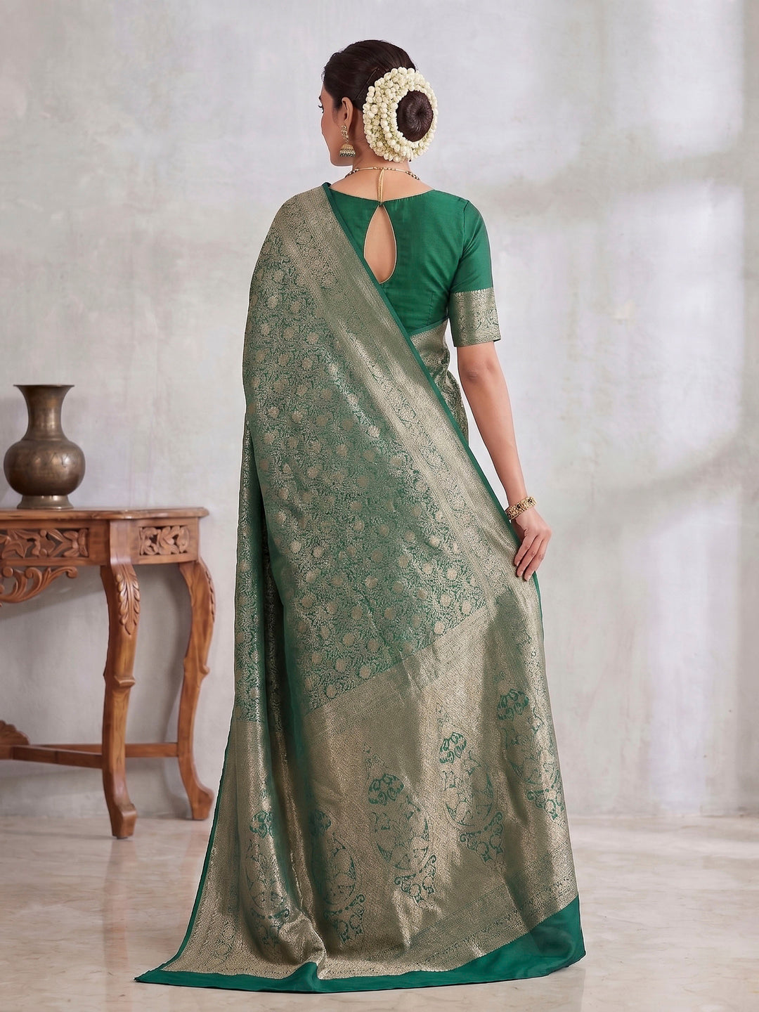Green Woven Design Art Silk Kanjivaram Saree