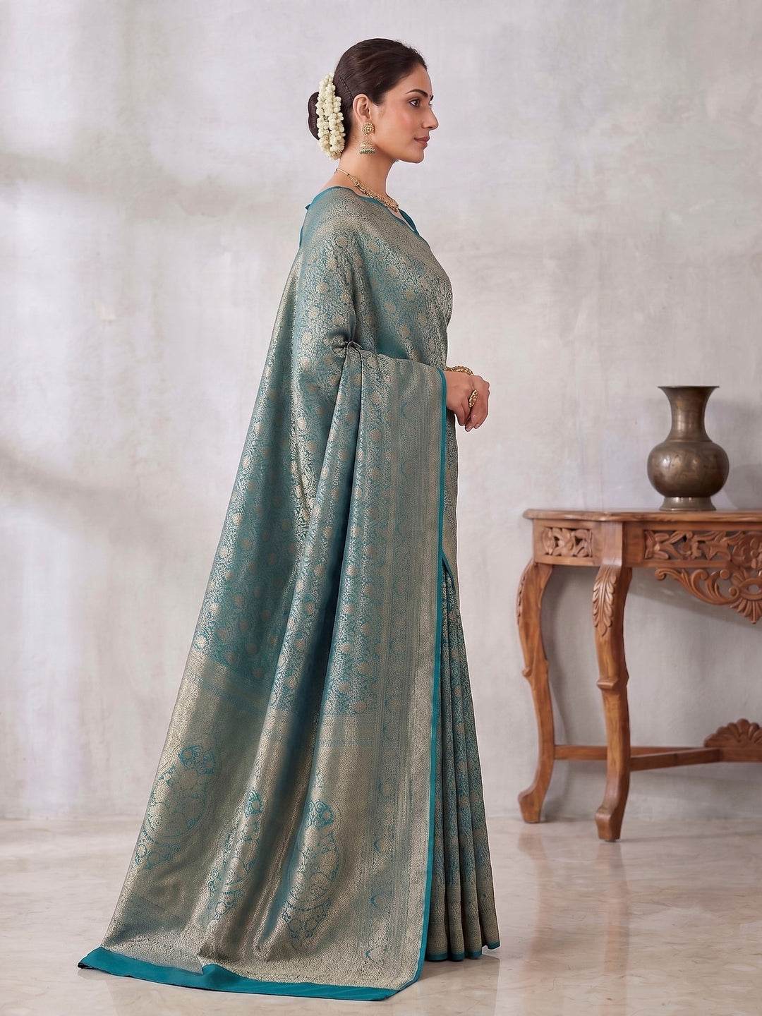 Dark Blue Woven Design Art Silk Kanjivaram Saree