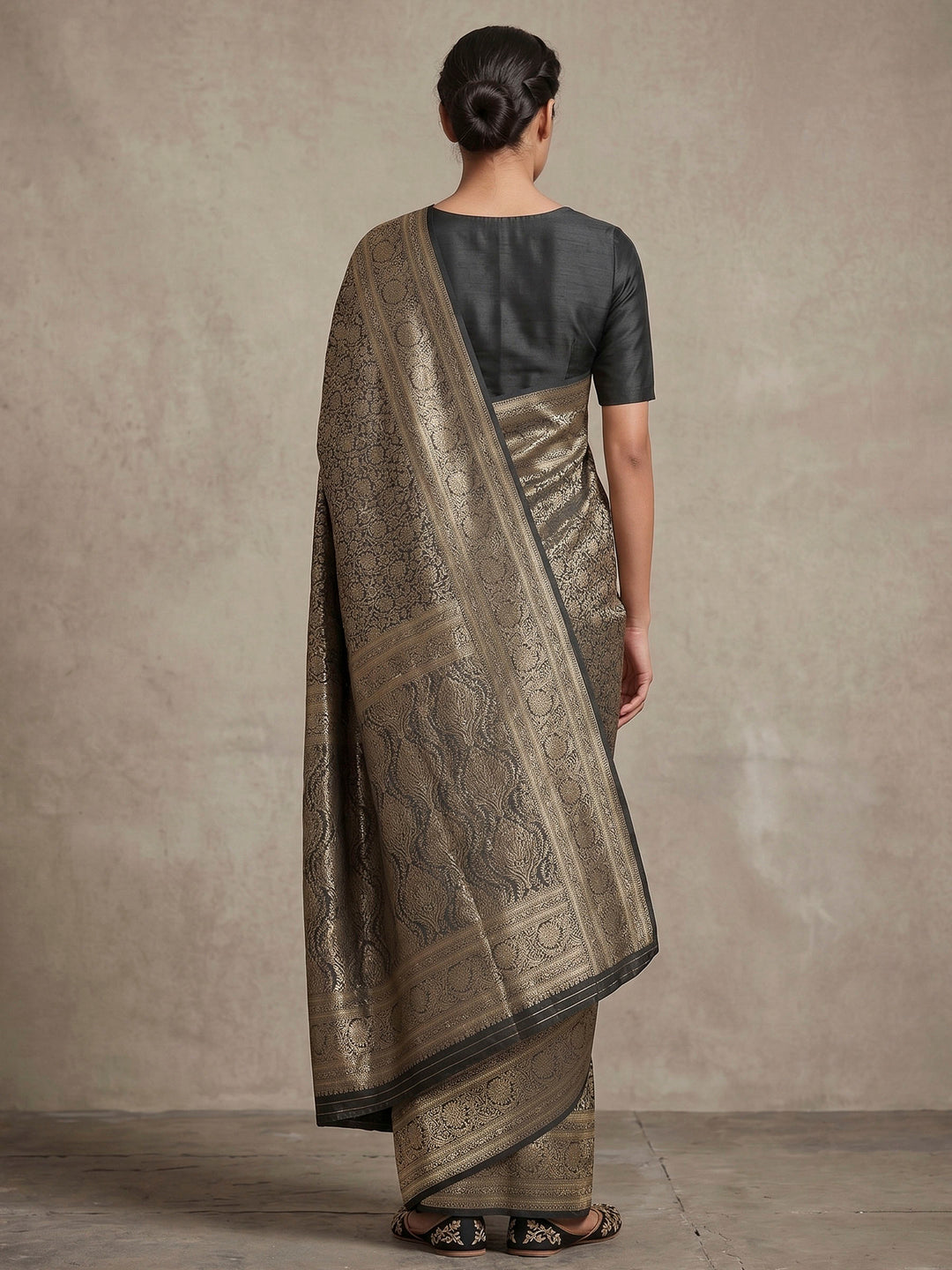 Green Woven Design Art Silk Kanjivaram Saree