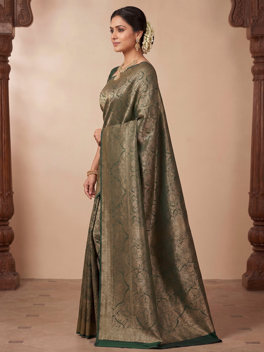Green Woven Design Art Silk Kanjivaram Saree